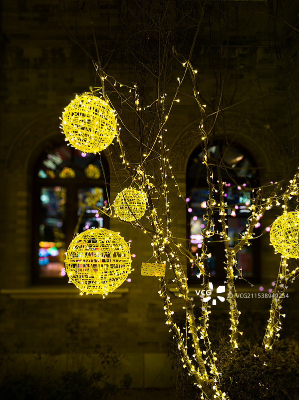 夜晚节日灯光图片素材