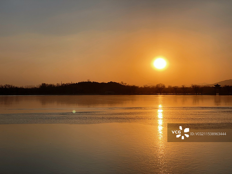 颐和园落日图片素材