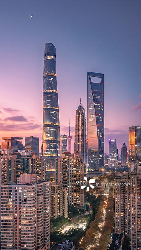 紫金时刻的陆家嘴图片素材