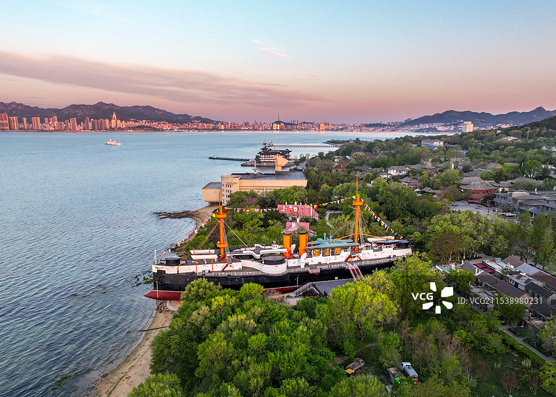 刘公岛定远舰图片素材