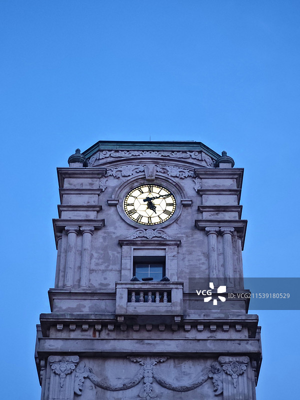 北京天桥钟塔图片素材