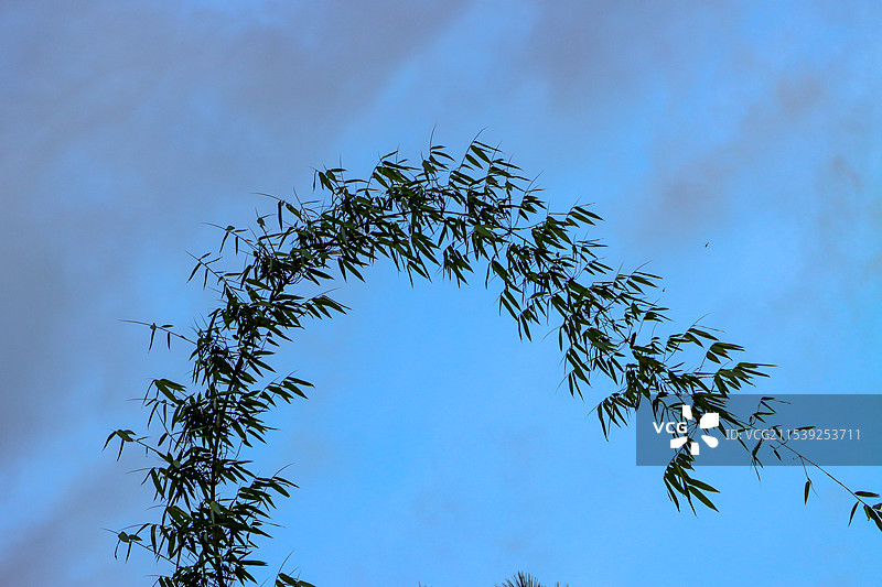 云南腾冲安静美丽的天空图片素材