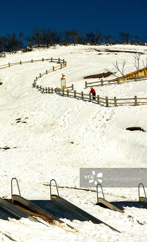 安吉云上草原儿童游乐雪场图片素材