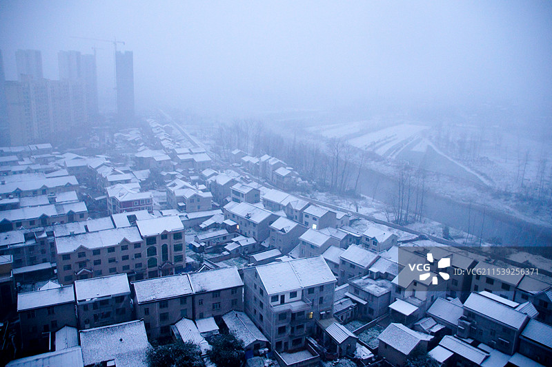 雪后清晨的城市图片素材