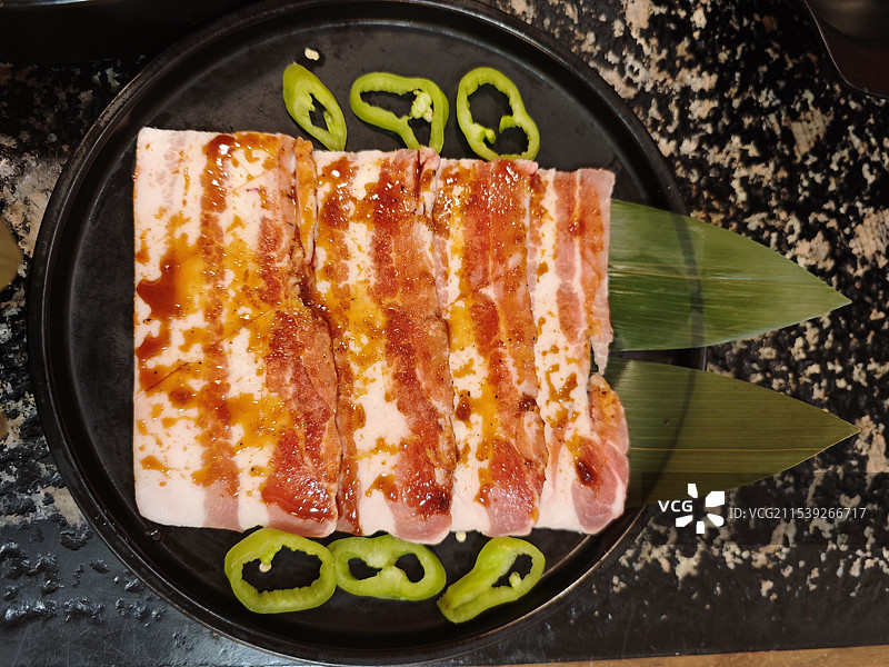 烤肉牛肉摆盘图片素材