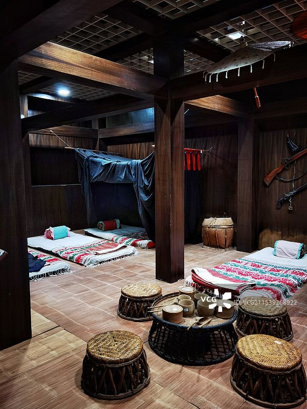 中科院西双版纳热带植物园中的热带雨林民族文化博物馆图片素材