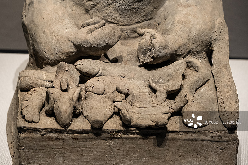 四川成都四川博物院三国庖厨俑图片素材