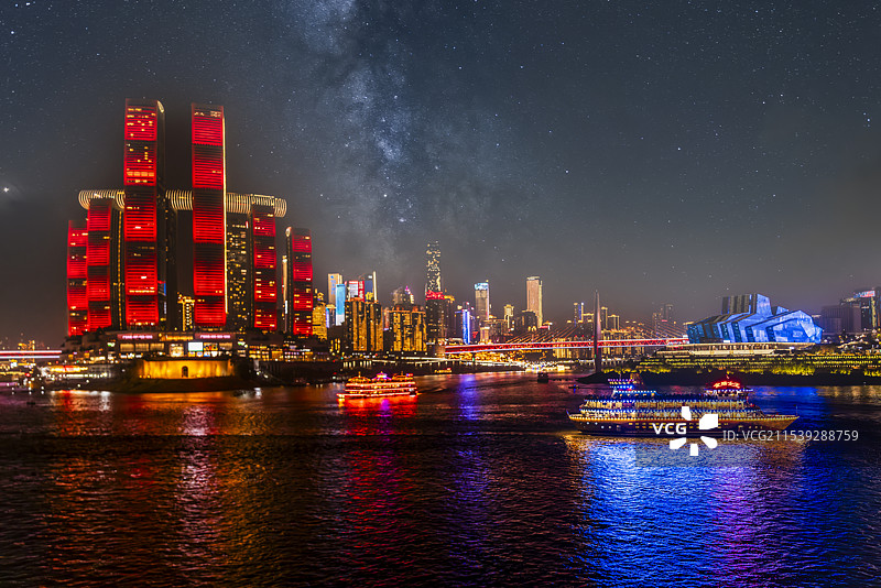 重庆地标建筑来福士洲际酒店图片素材
