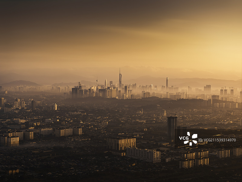马来西亚吉隆坡平流雾.图片素材