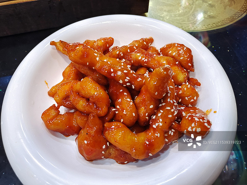 家常菜糖醋里脊高视角俯拍图片素材