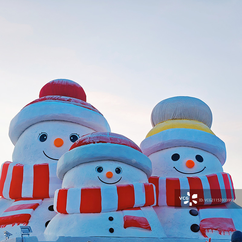 冰雪大雪人图片素材