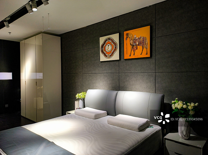 家居卧室床枕头睡眠图片素材