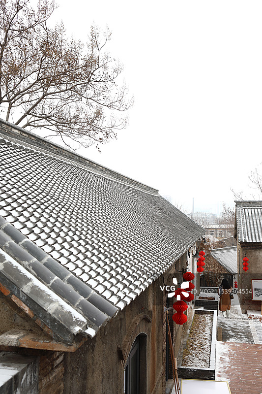 古镇屋顶雪景图片素材