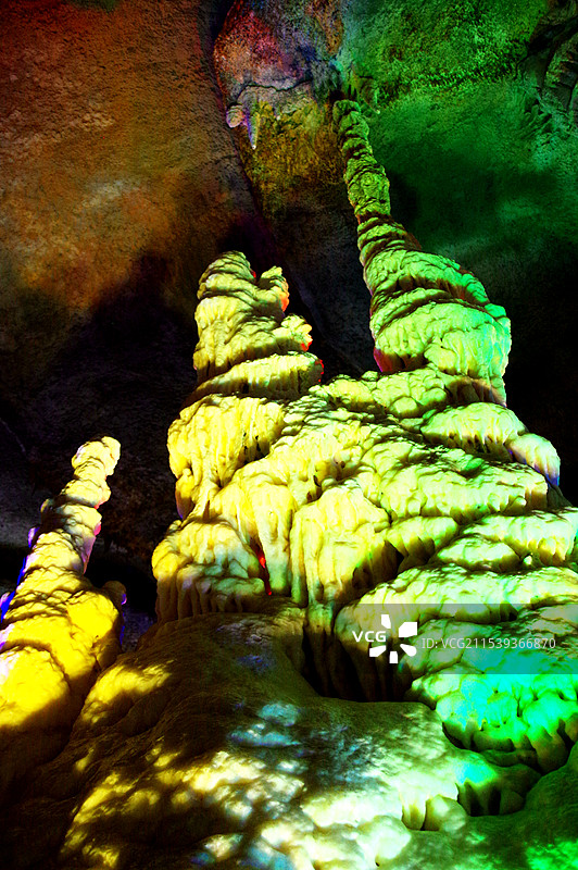 山东泰安地下龙宫图片素材