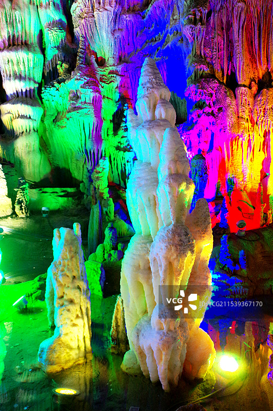 山东泰安地下龙宫图片素材