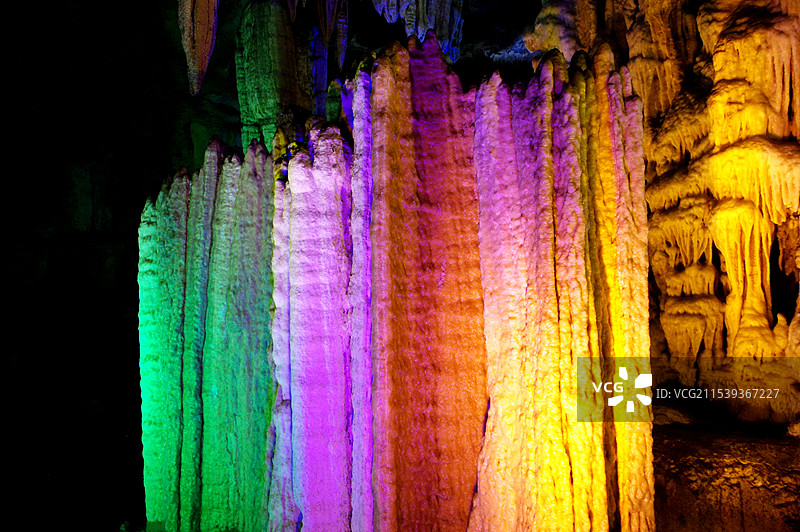 山东泰安地下龙宫图片素材