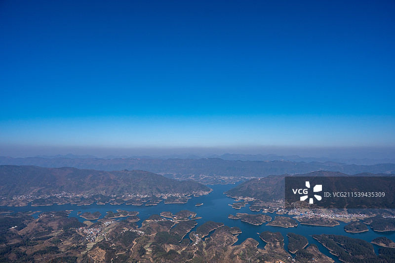 咸宁通山白马山，俯瞰仙岛湖景区图片素材