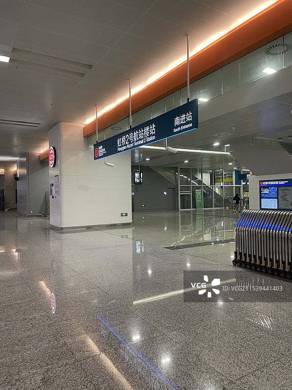 上海机场联络线，虹桥机场，虹桥2号航站楼，上海市域铁，上海市域线图片素材