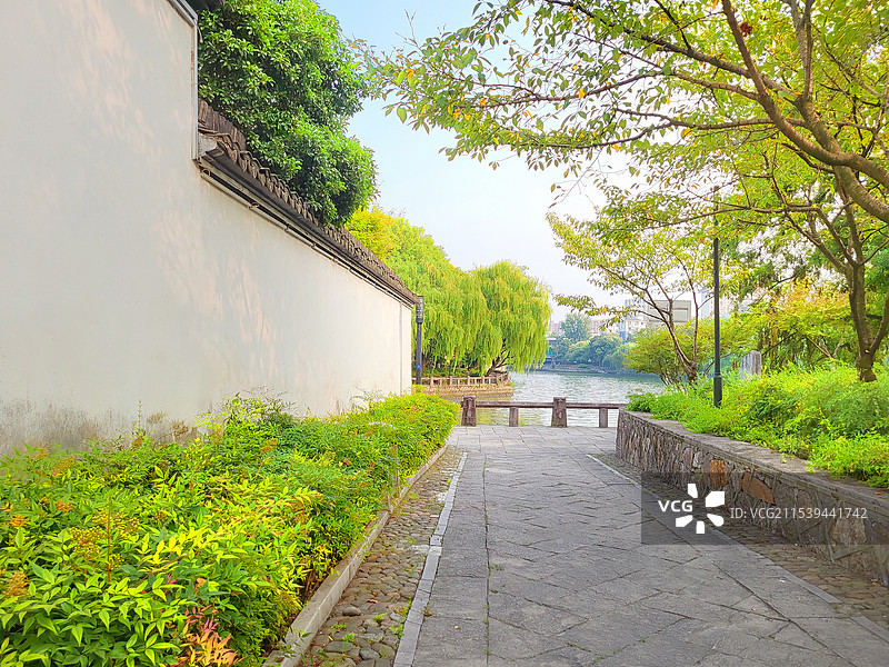 杭州京杭大运河岸边著名的古粮仓富义仓外墙图片素材