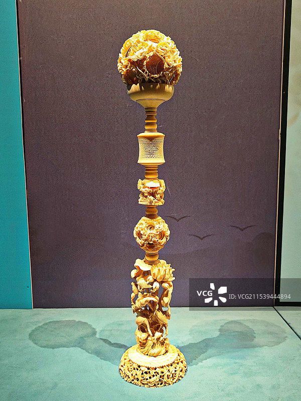 28层百花柱象牙球图片素材