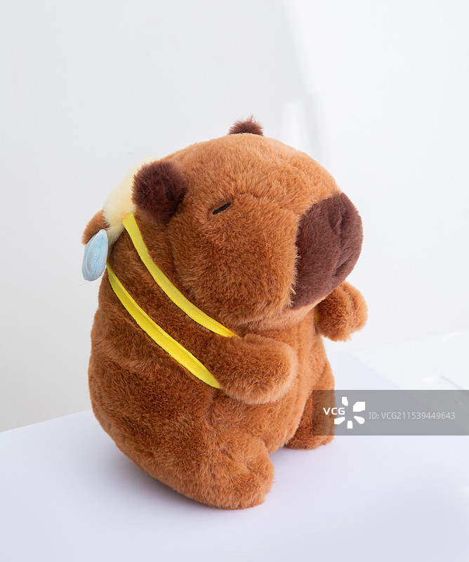 卡皮巴拉玩偶图片素材