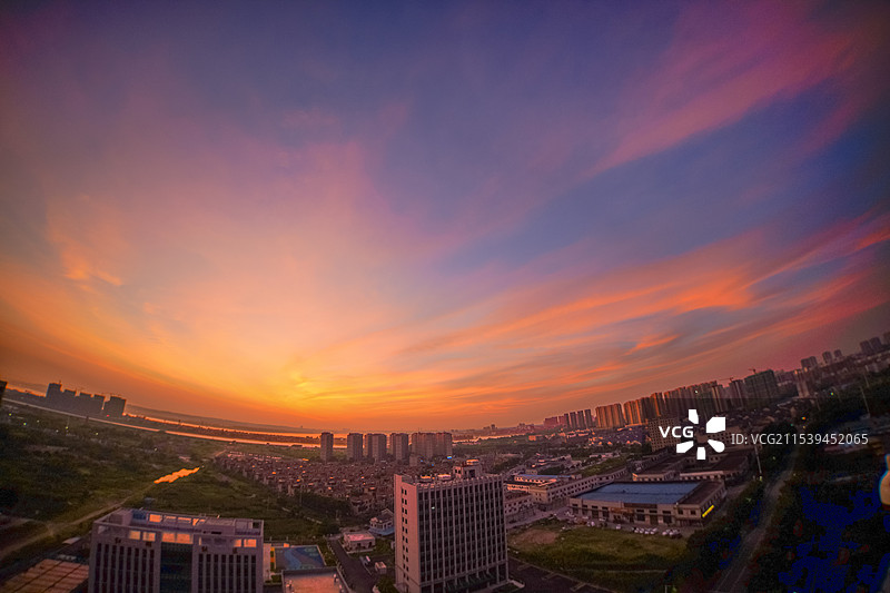 城市日落全景图片素材