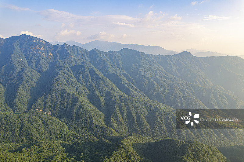 安徽六安霍山县屋脊山佛子岭水库夏天风景航拍图片素材