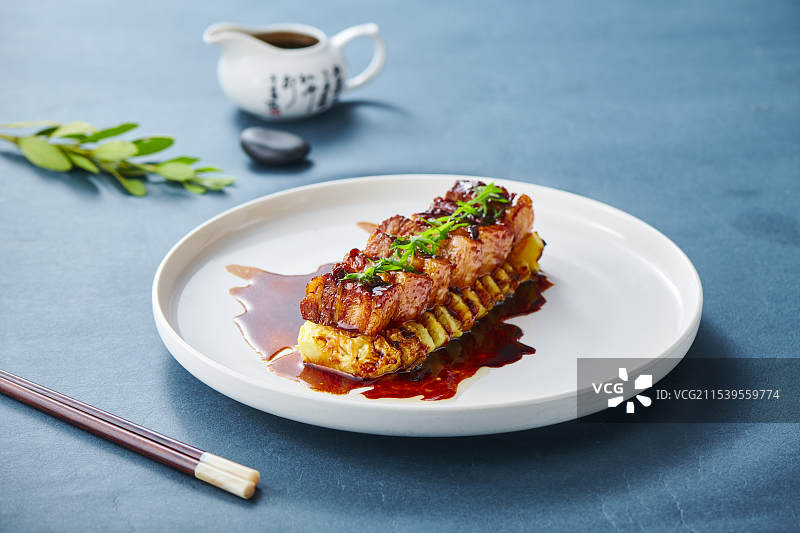 中餐美食 黑醋汁卤肉图片素材