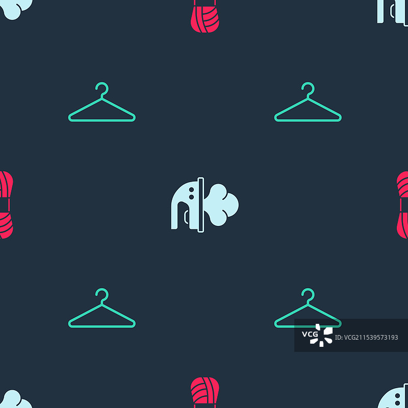 将毛线、电熨斗和衣架放在衣柜上。图片素材