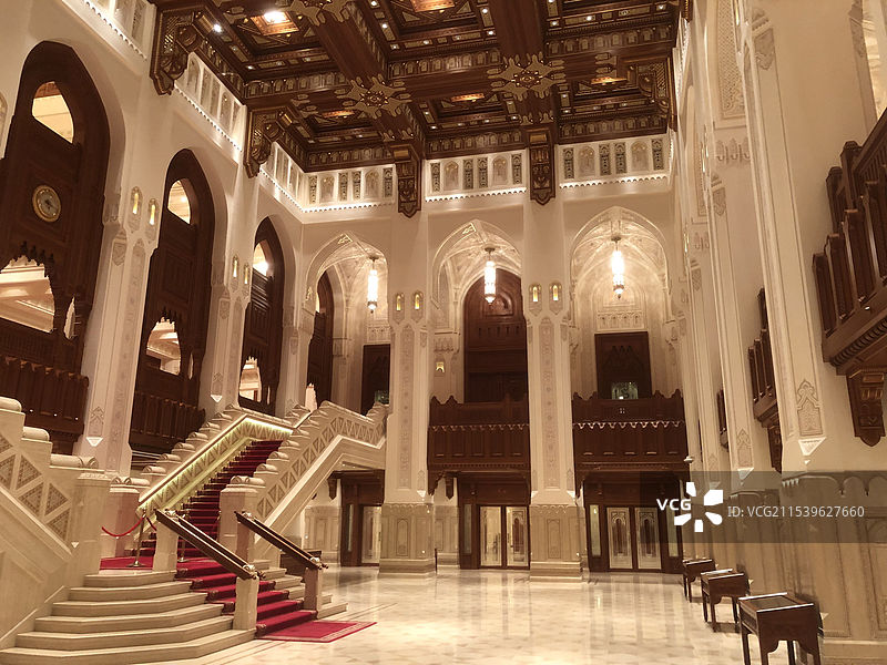 中东阿曼国首都马斯喀特大歌剧院图片素材