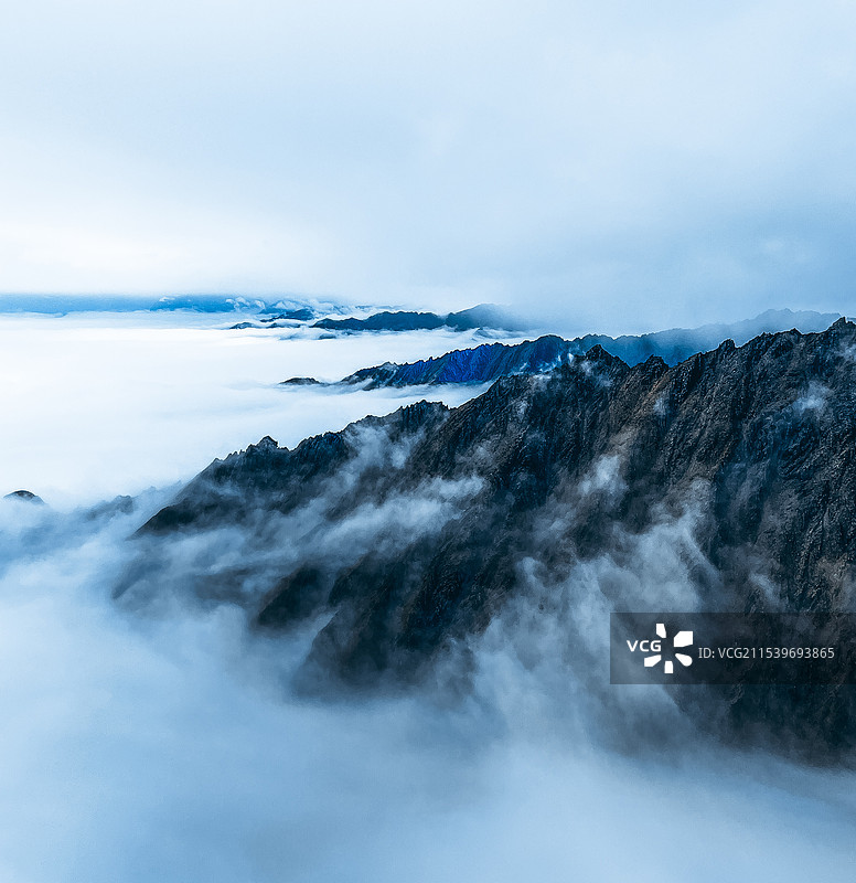 会当凌绝顶图片素材