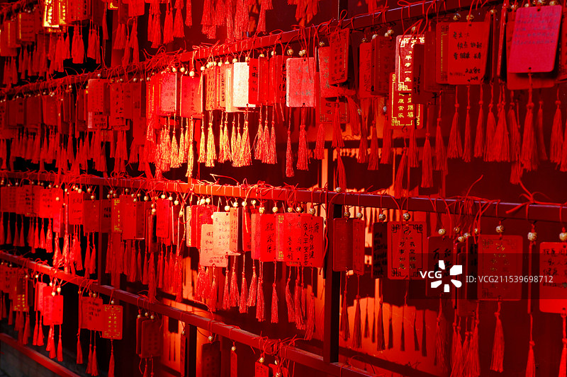 寺庙祈福牌特写图片素材