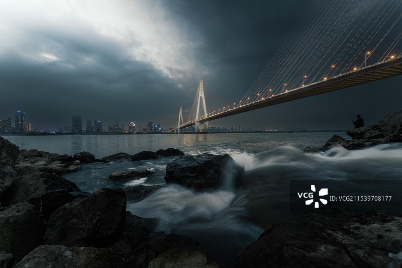 武汉·桥都印象-武汉二七长江大桥图片素材