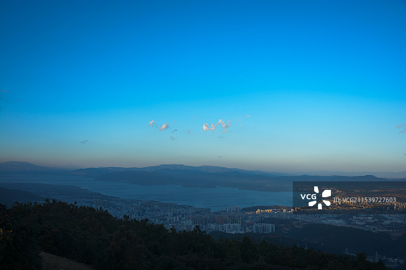 者摩山图片素材