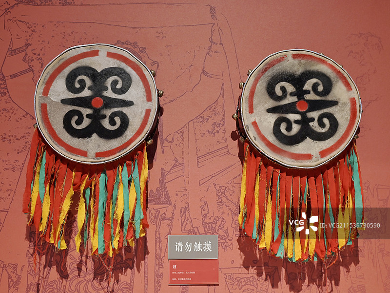 羌年演出鼓图片素材