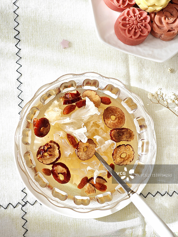 任务投稿：中式饮品系列之中式养生水.红枣枸杞银耳汤（午后休闲时光）图片素材