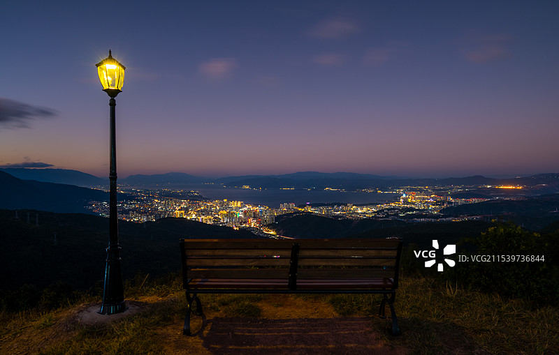 大理者摩山图片素材