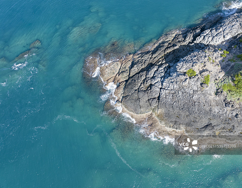 岛屿海岛海边礁石航拍图片素材