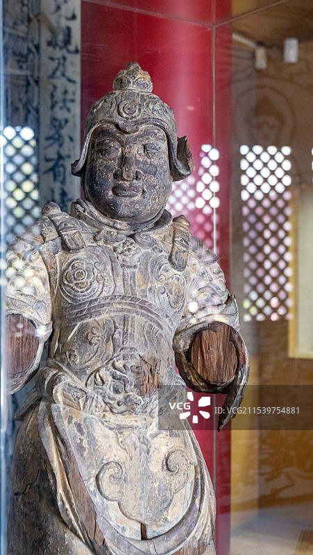 云南大理市博物馆大理市风仪镇北汤天村法藏寺明代木雕四大天王图片素材