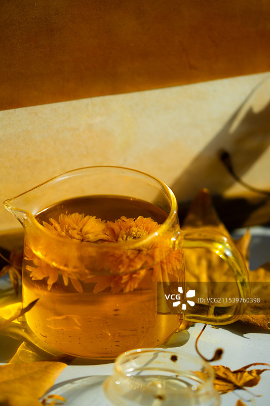 中国传统花茶与清热解毒的金盏花茶图片素材