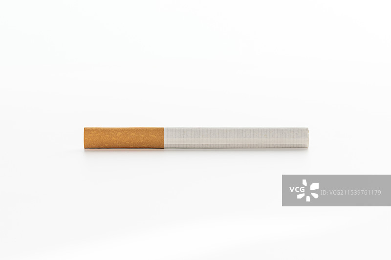 白色背景上的香烟特写镜头图片素材