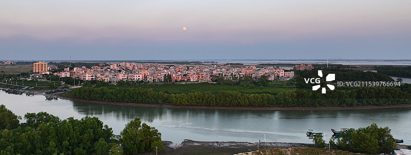 广东湛江：通明渔港景色美丽，生态良好图片素材