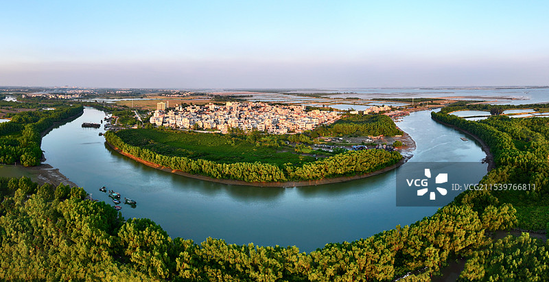 广东湛江：通明渔港景色美丽，生态良好图片素材