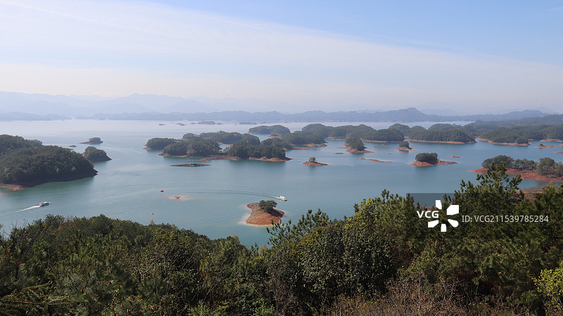 浙江杭州旅行之千岛湖梅峰揽胜图片素材