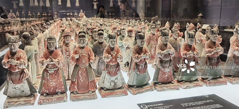 明彩绘仪仗佣群图片素材