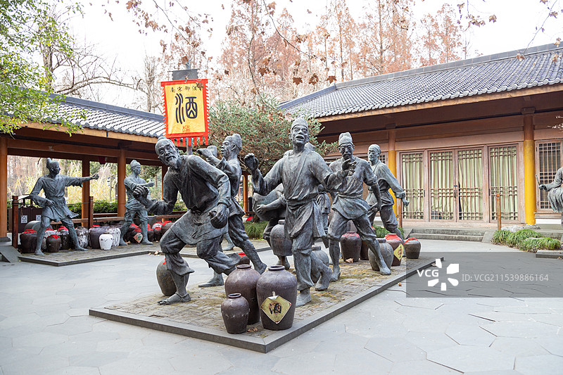 酒文化的人像雕塑图片素材