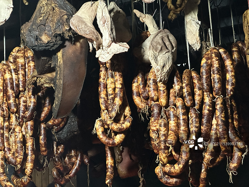 农村自制香肠腊肉过年图片素材