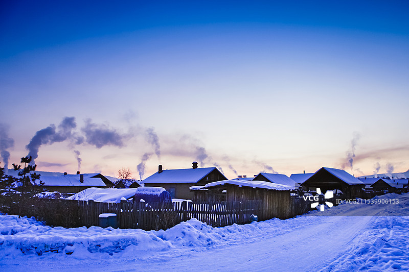 漠河北极村的清晨图片素材