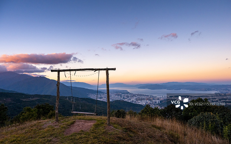 大理者摩山晚霞图片素材