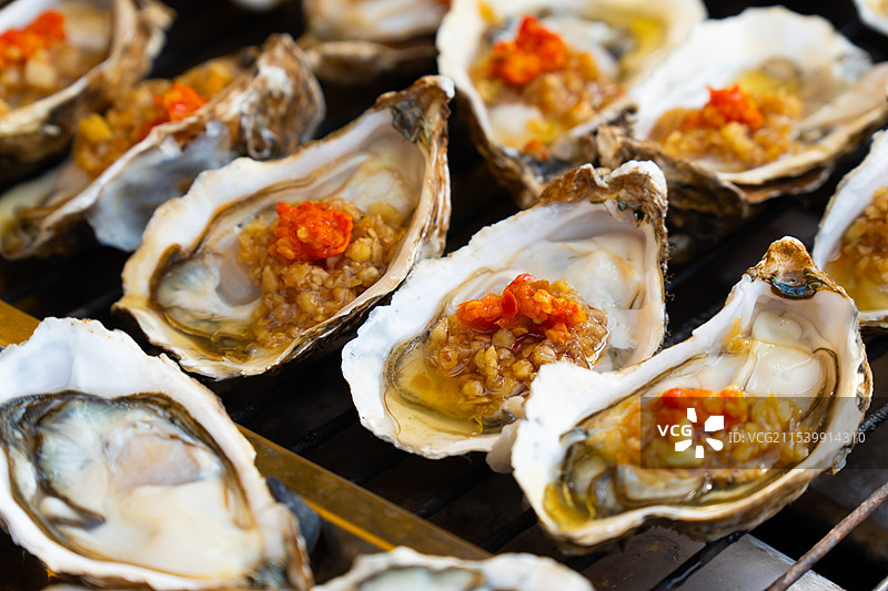 炭烧生蚝、炭烤生蚝图片素材